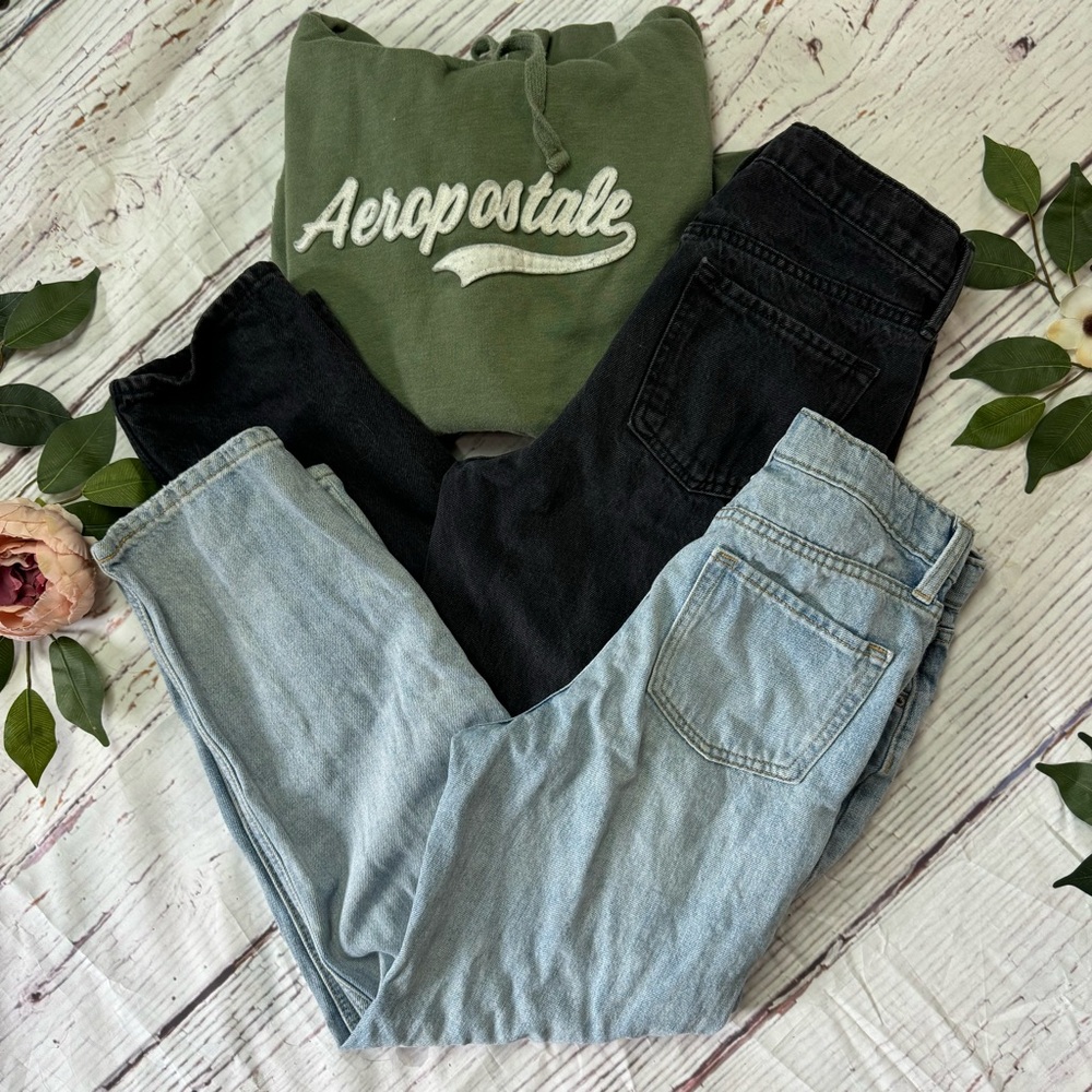 Lot of 3 Size 14 High Rise Slouchy Baggy Old Navy Jeans Aeropostale Sweatshirt